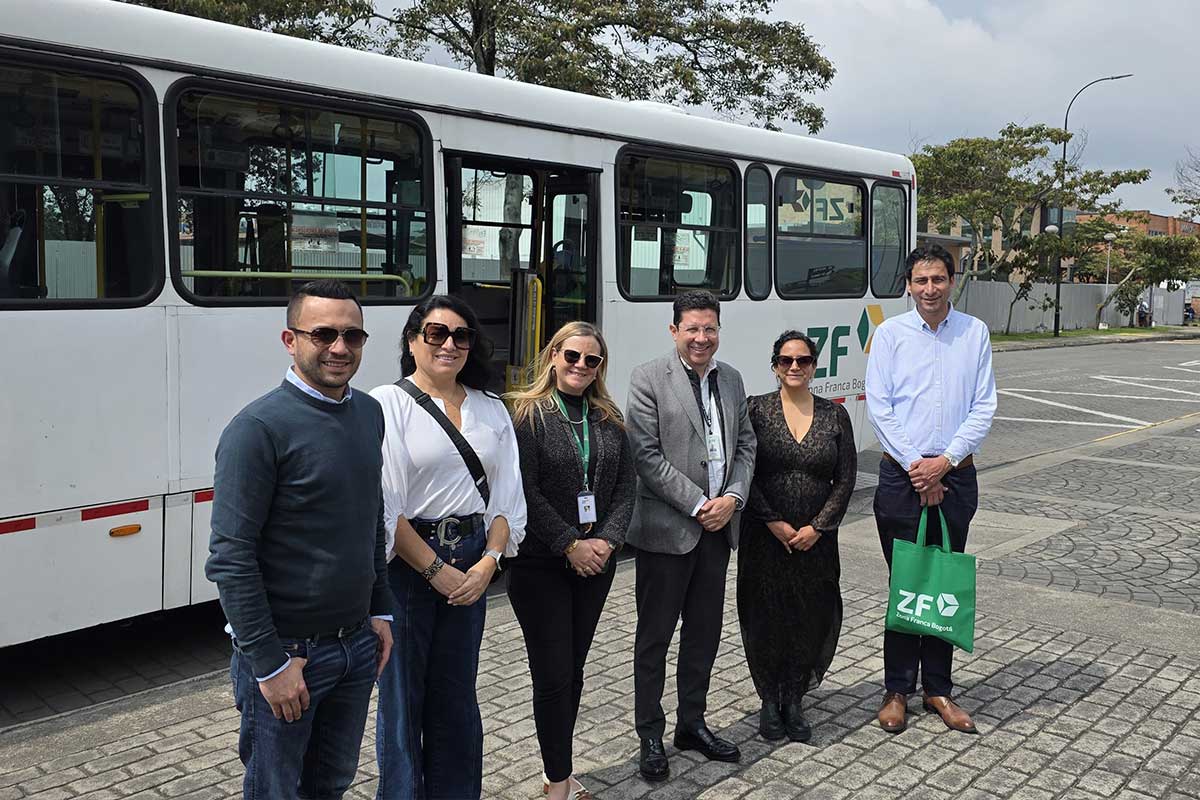 Indupark y ZOFRATACNA en visita técnica a la Zona Franca de Bogotá