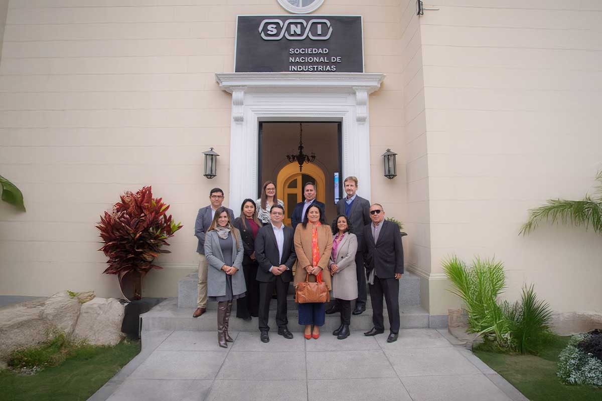 Reunión técnica en la SNI con Indupark y La Chutana – PEI Perú